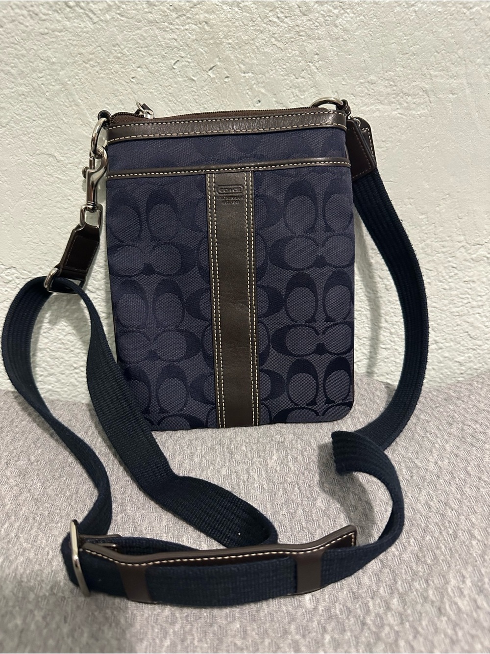 Coach Navy & Brown Signature Crossbody Messenger